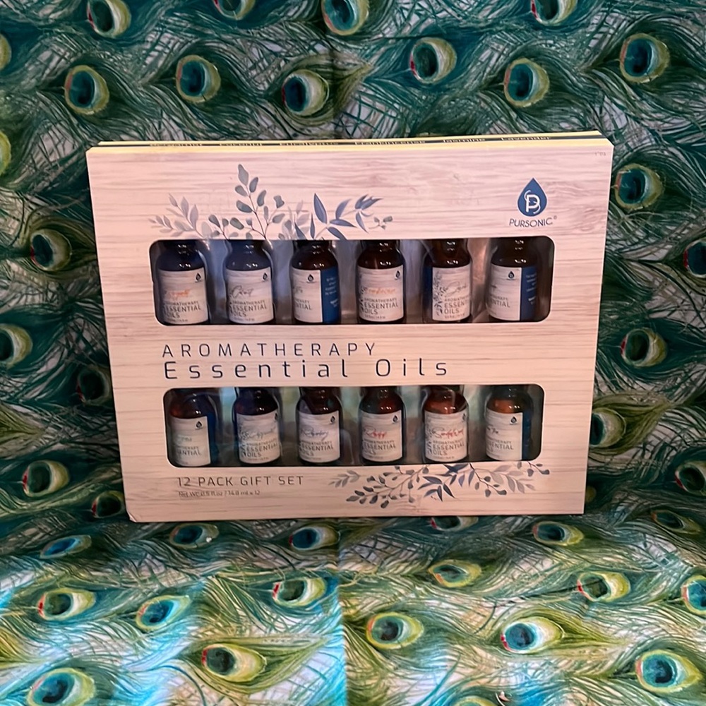 Aromatherapy essential oil kit